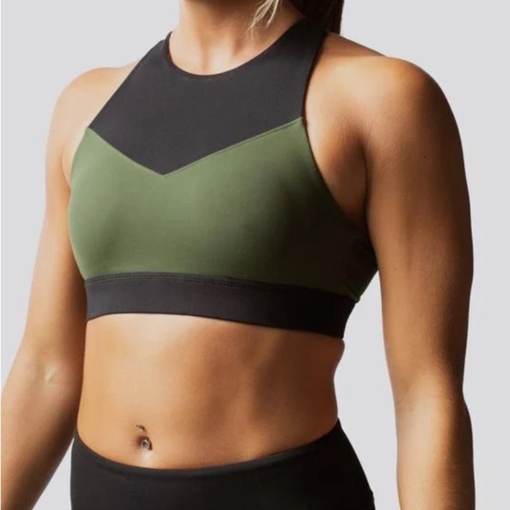 BORN PRIMITIVE Size XS MOVEMENT SPORT BRA - TACTICAL GREEN/BLACK, NWT
